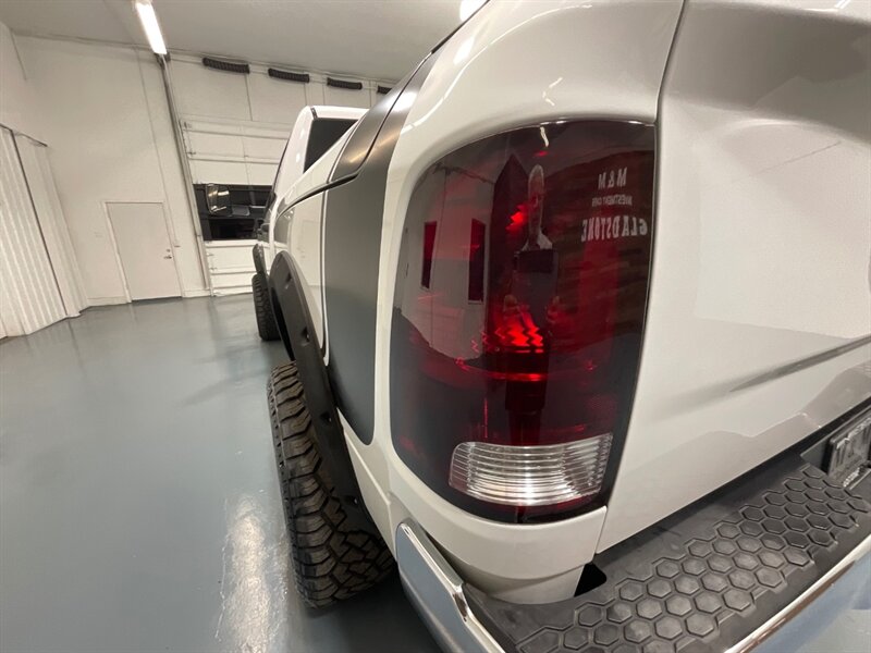 2013 RAM 2500 Tradesman Crew Cab 4X4/6.7L DIESEL /6-SPEED/LIFTED / Backup Camera / RAM BOX / ZERO RUST / LIFTED w. BRAND NEW 35 " TIRES & 20 " MOTO WHEELS / 79K MILES - Photo 29 - Gladstone, OR 97027