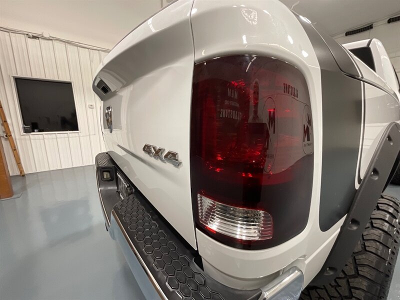 2013 RAM 2500 Tradesman Crew Cab 4X4/6.7L DIESEL /6-SPEED/LIFTED / Backup Camera / RAM BOX / ZERO RUST / LIFTED w. BRAND NEW 35 " TIRES & 20 " MOTO WHEELS / 79K MILES - Photo 28 - Gladstone, OR 97027