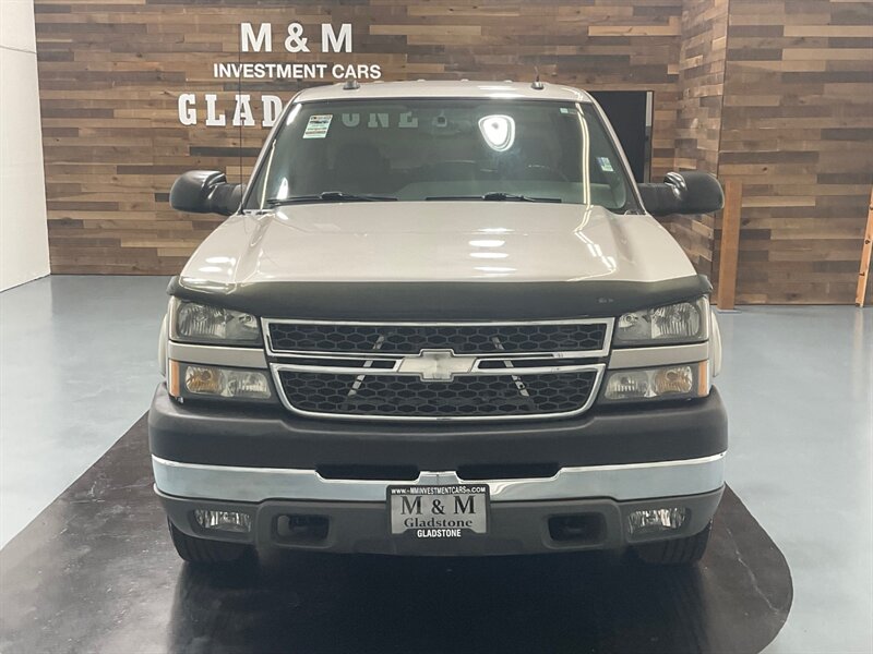 2005 Chevrolet Silverado 2500 LT Crew Cab 4X4 / 6.6L DIESEL /1-OWNER / 46K MILES  / LOCAL TRUCK NO RUST - Photo 6 - Gladstone, OR 97027