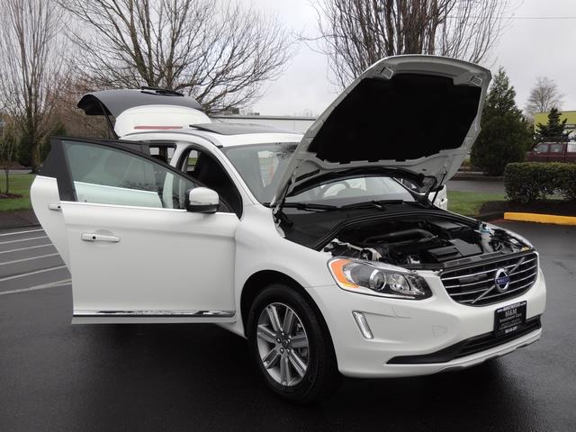 2016 Volvo XC60 T5 Platinum / AWD / Navigation / Panoramic Sunroof   - Photo 31 - Portland, OR 97217