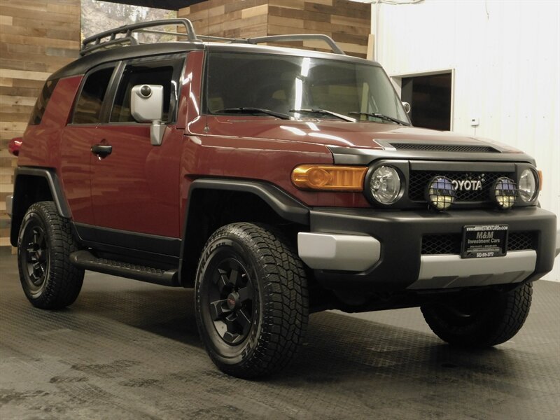 2008 Toyota FJ Cruiser Sport Utility 4X4 /   - Photo 2 - Gladstone, OR 97027