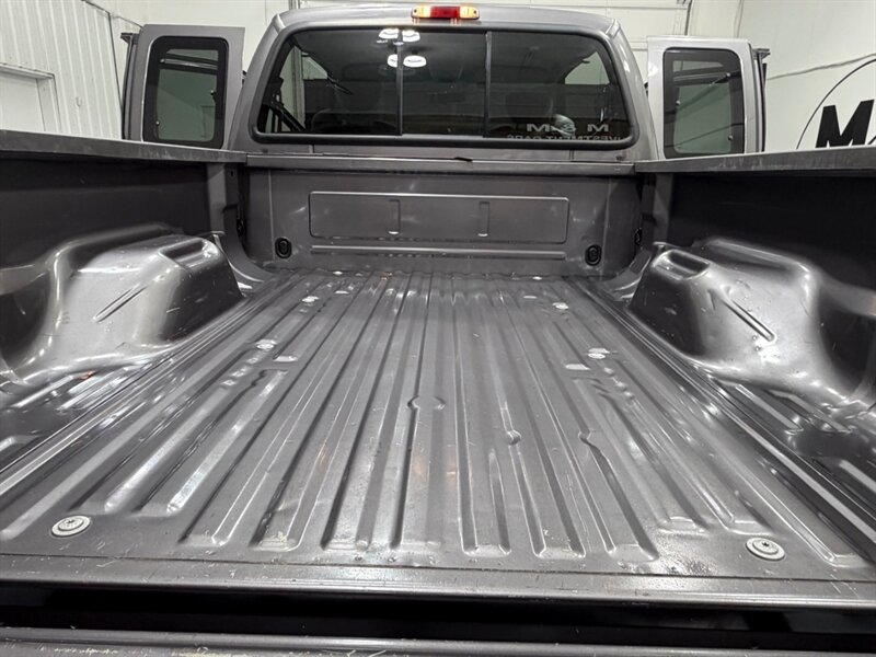 2002 Ford F-250 Super Duty Lariat 4X4 5.4L V8 /SHORT BED /75K MILE /ZERO RUST / BRAND NEW TIRES /LOCAL - Photo 10 - Gladstone, OR 97027