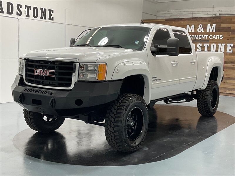 2009 GMC Sierra 2500HD SLT 4X4 6.6L DURAMAX DIESEL LIFTED  / NEW WHEELS & TIRES / RUST FREE - Photo 1 - Gladstone, OR 97027