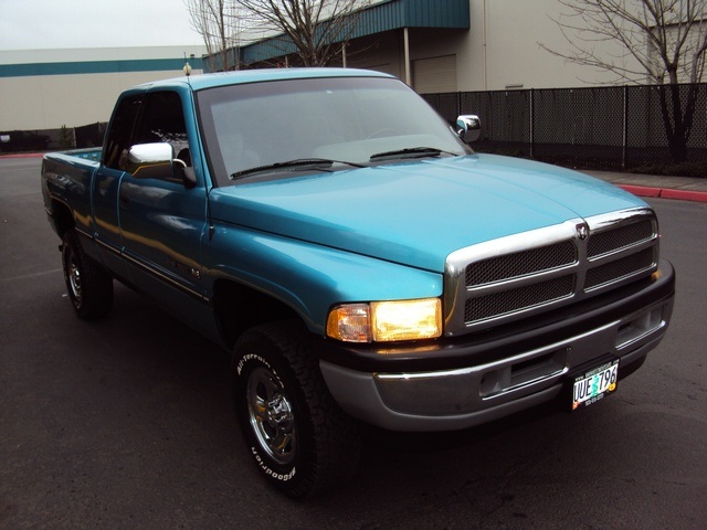 1996 Dodge Ram 1500 Laramie SLT/ 4WD/ Very Clean   - Photo 7 - Portland, OR 97217