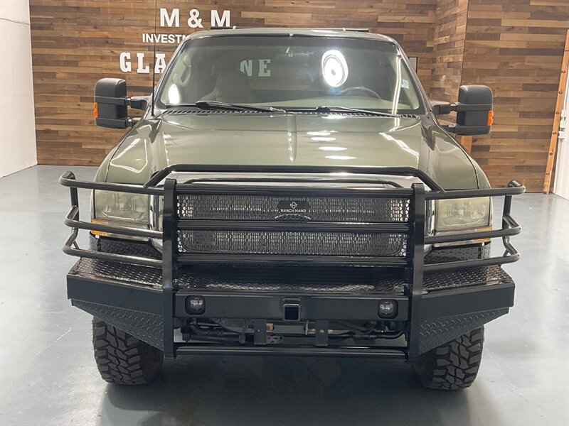 2002 Ford Excursion Limited 4X4 / 7.3L DIESEL / Leather / ZERO RUST / 3RD ROW SEAT / Heated Leather Seats / LEVELED - Photo 5 - Gladstone, OR 97027