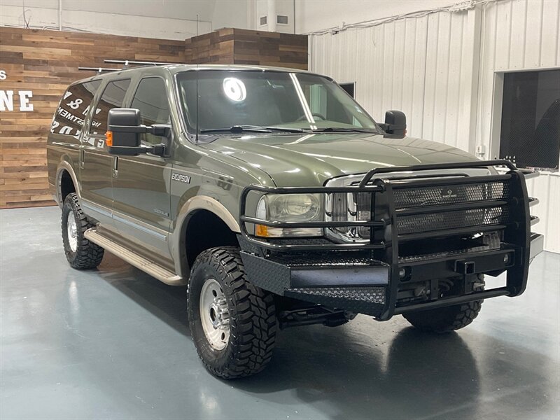 2002 Ford Excursion Limited 4X4 / 7.3L DIESEL / Leather / ZERO RUST / 3RD ROW SEAT / Heated Leather Seats / LEVELED - Photo 2 - Gladstone, OR 97027