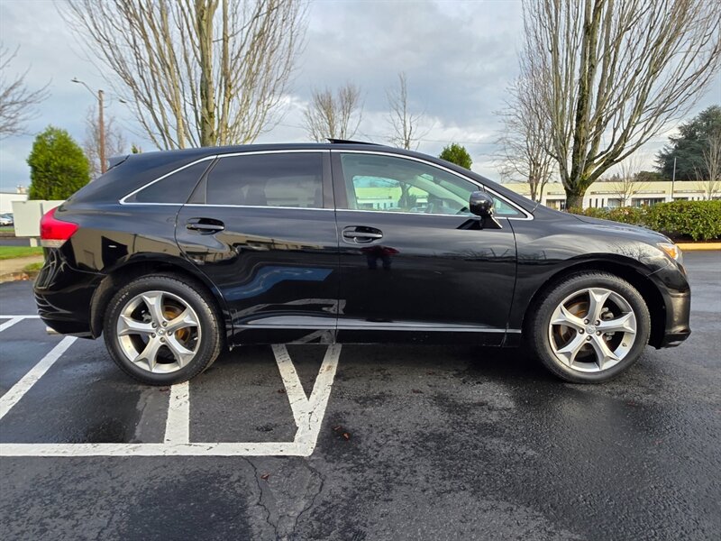 2009 Toyota Venza AWD V6  CAM / NAVi / PANO ROOF / LEATHER / 2-OWNER  / ALL WHEEL DRIVE / FULLY LOADED - Photo 4 - Portland, OR 97217
