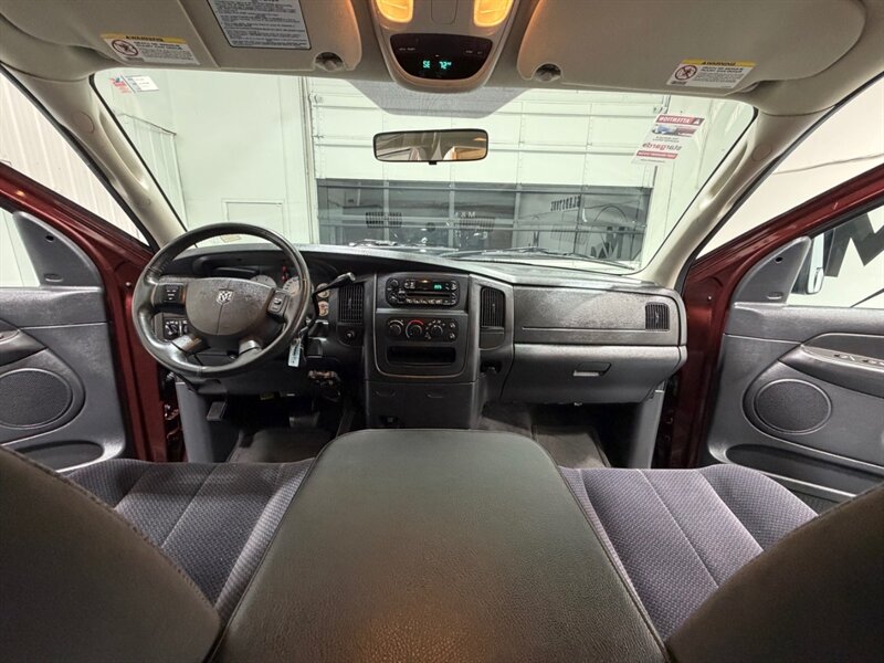 2004 Dodge Ram 2500 SLT 4X4 5.9L CUMMINS DIESEL /1-OWNER / 47K MILES / LONG BED / ZERO RUST - Photo 36 - Gladstone, OR 97027