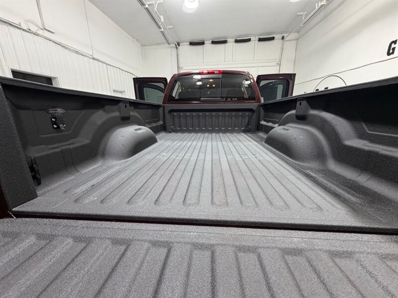 2004 Dodge Ram 2500 SLT 4X4 5.9L CUMMINS DIESEL /1-OWNER / 47K MILES / LONG BED / ZERO RUST - Photo 10 - Gladstone, OR 97027