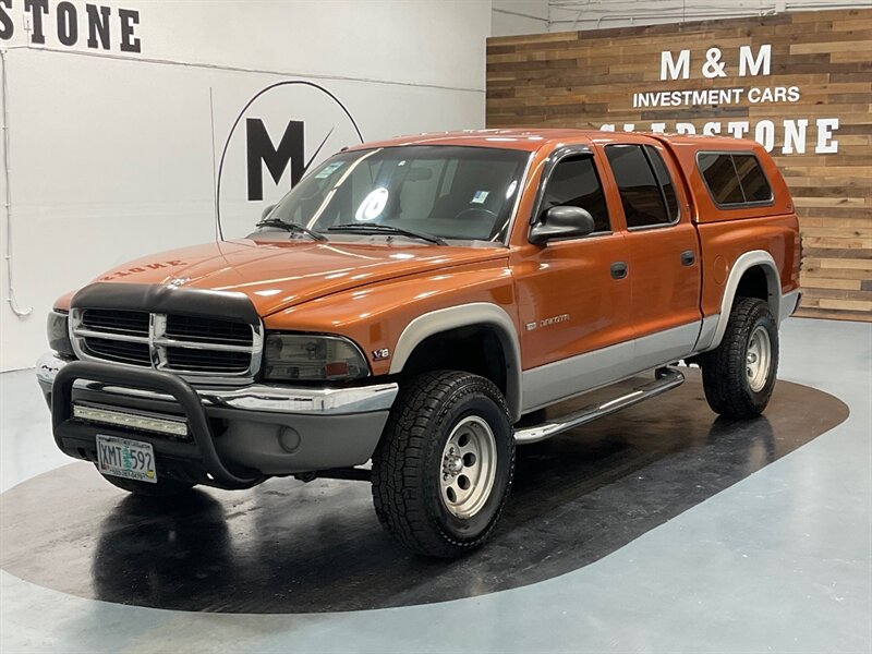 2000 Dodge Dakota SLT Crew Cab 4X4 / 4.7L V8/ NO RUST  / GREAT SHAPE - Photo 1 - Gladstone, OR 97027