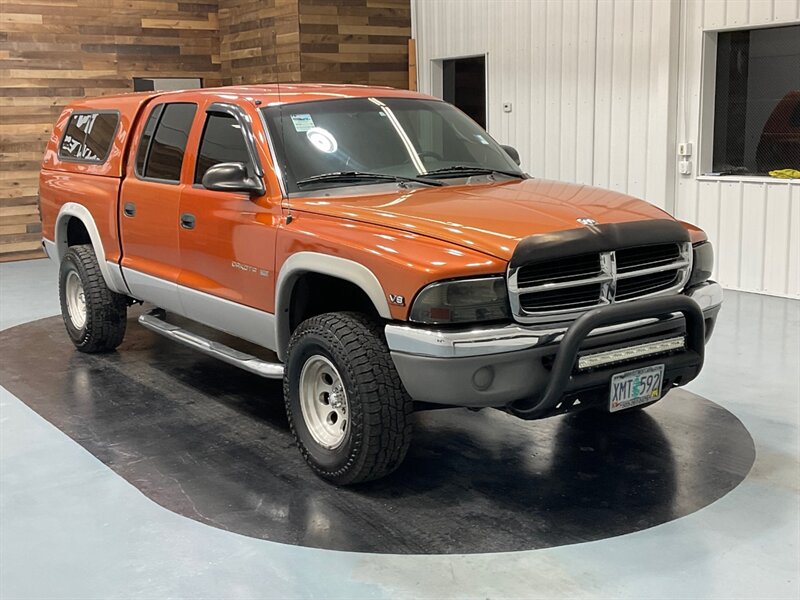 2000 Dodge Dakota SLT Crew Cab 4X4 / 4.7L V8/ NO RUST  / GREAT SHAPE - Photo 2 - Gladstone, OR 97027