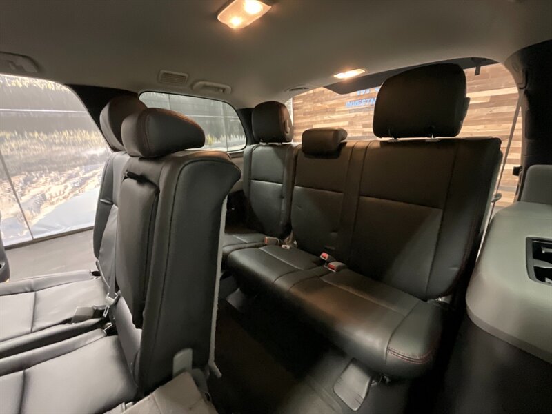 2019 Toyota Sequoia Sport Utility 4X4 / TRD PRO CUSTOM UPGRADE  TRD LEATHER & Heated Seats / TRD GRILL / NEW TIRES / SHARP SHARP !! - Photo 46 - Gladstone, OR 97027