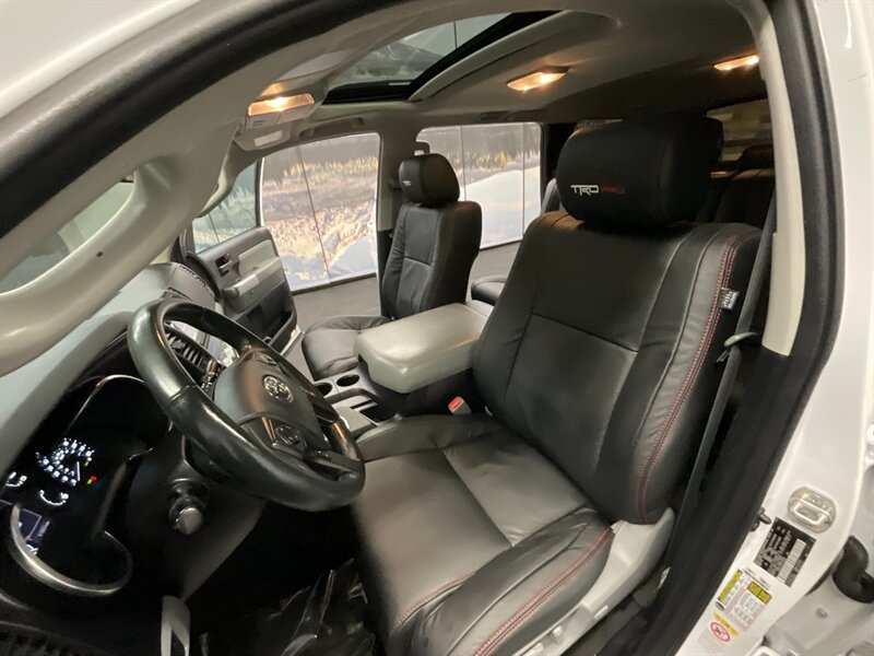 2019 Toyota Sequoia Sport Utility 4X4 / TRD PRO CUSTOM UPGRADE  TRD LEATHER & Heated Seats / TRD GRILL / NEW TIRES / SHARP SHARP !! - Photo 13 - Gladstone, OR 97027