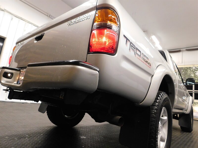 2003 Toyota Tacoma PreRunner V6 / TRD OFF RD/ Rear DIFF LOCK /1-OWNER   - Photo 11 - Gladstone, OR 97027