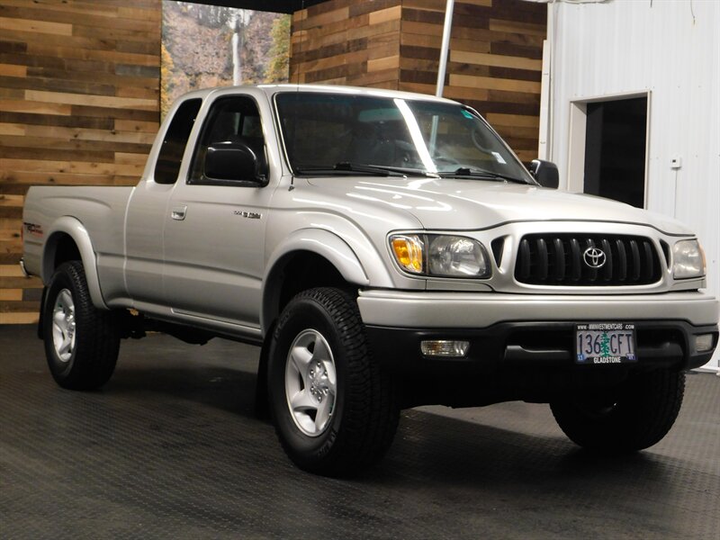 2003 Toyota Tacoma PreRunner V6 / TRD OFF RD/ Rear DIFF LOCK /1-OWNER   - Photo 2 - Gladstone, OR 97027