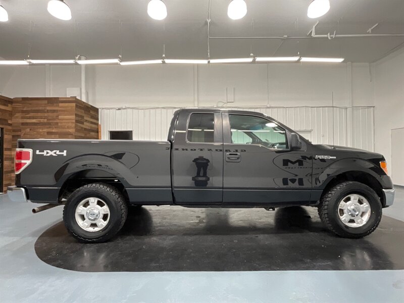 2014 Ford F-150 XLT 4DR 4X4 / 3.7L V6 / ONLY 109,000 MILES  / Excel Cond - Photo 4 - Gladstone, OR 97027