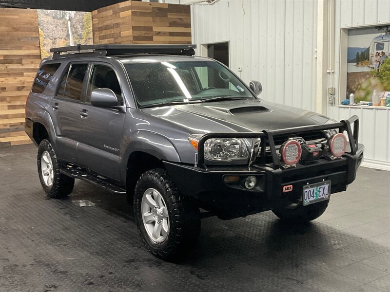 2007 Toyota 4Runner Sport Edition 4X4 / V6 / CUSTOM BUILT / EXTRAS  ARB BUMPER w/ WINCH / LUGGAGE RACK / RUST REE / BEAUTIFUL CONDITION - Photo 2 - Gladstone, OR 97027