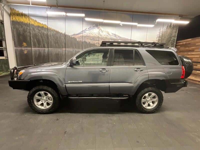 2007 Toyota 4Runner Sport Edition 4X4 / V6 / CUSTOM BUILT / EXTRAS  ARB BUMPER w/ WINCH / LUGGAGE RACK / RUST REE / BEAUTIFUL CONDITION - Photo 3 - Gladstone, OR 97027