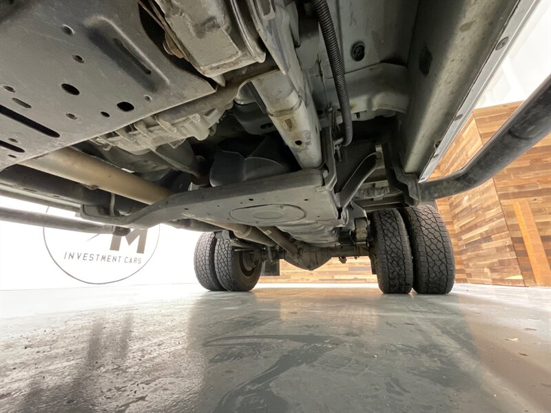 2013 RAM 3500 Tradesman Regular Cab 4X4 / 6.7L DIESEL / DUALLY / FLAT BED / LONG BED / ZERO RUST / FUEL WHEELS / TRAILER BRAKE CONTROLLER - Photo 43 - Gladstone, OR 97027