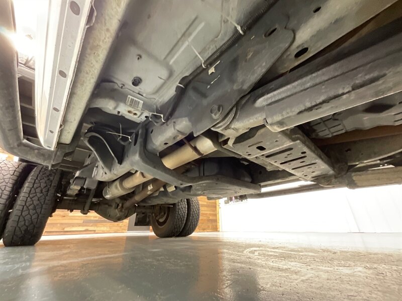 2013 RAM 3500 Tradesman Regular Cab 4X4 / 6.7L DIESEL / DUALLY / FLAT BED / LONG BED / ZERO RUST / FUEL WHEELS / TRAILER BRAKE CONTROLLER - Photo 44 - Gladstone, OR 97027