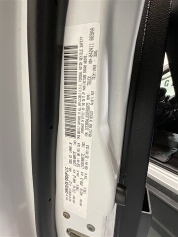 2013 RAM 3500 Tradesman Regular Cab 4X4 / 6.7L DIESEL / DUALLY / FLAT BED / LONG BED / ZERO RUST / FUEL WHEELS / TRAILER BRAKE CONTROLLER - Photo 48 - Gladstone, OR 97027