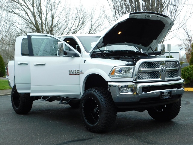 2017 RAM 2500 Laramie / 4X4 / 6.7L CUMMINS DIESEL / LIFTED LIFTE   - Photo 30 - Portland, OR 97217