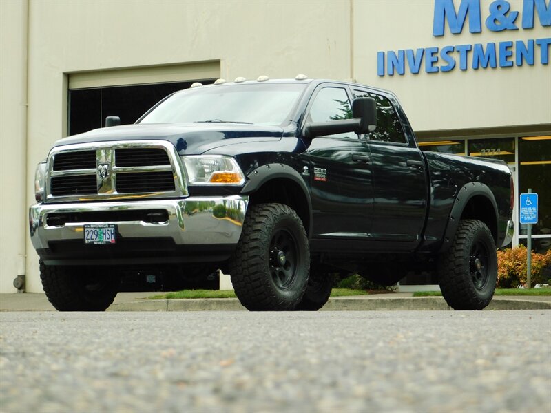 2012 Ram 3500 ST Crew Cab 4X4 / 6-SPEED / 6.7L CUMMINS DIESEL