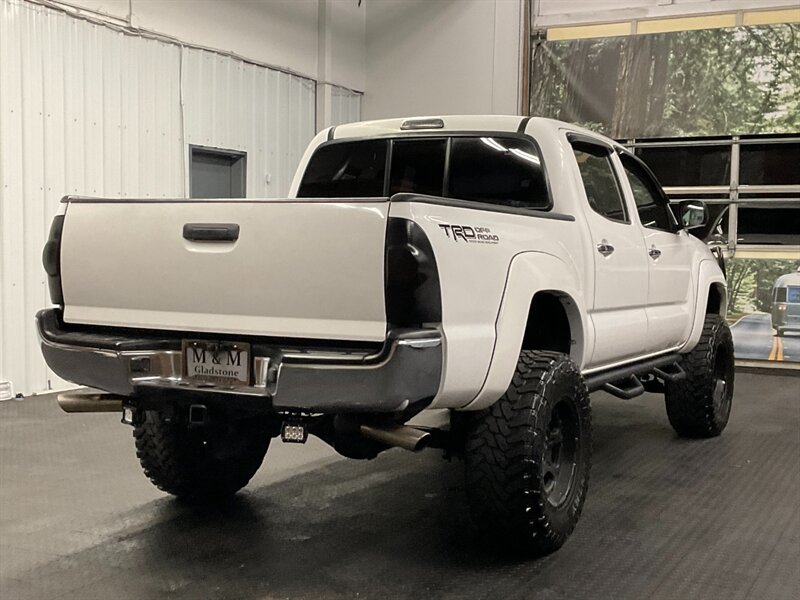 2005 Toyota Tacoma V6 Double Cab 4X4 / TRD / LIFTED / 6-SPEED MANUAL  LIFTED w/ 33 "  TOYO OPEN COUNTRY / TRD OFF ROAD / 6-SPEED MANUAL - Photo 8 - Gladstone, OR 97027