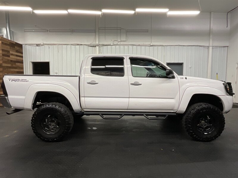 2005 Toyota Tacoma V6 Double Cab 4X4 / TRD / LIFTED / 6-SPEED MANUAL  LIFTED w/ 33 "  TOYO OPEN COUNTRY / TRD OFF ROAD / 6-SPEED MANUAL - Photo 4 - Gladstone, OR 97027