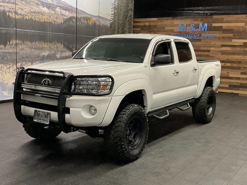 2005 Toyota Tacoma V6 Double Cab 4X4 / TRD / LIFTED / 6-SPEED MANUAL  LIFTED w/ 33 "  TOYO OPEN COUNTRY / TRD OFF ROAD / 6-SPEED MANUAL - Photo 1 - Gladstone, OR 97027