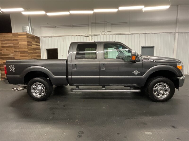 2016 Ford F-250 XLT Super Duty Crew Cab 4X4 / 6.7L DIESEL / LOCAL  Backup Camera / LOCAL TRUCK / RUST FREE / CLEAN CLEAN !! - Photo 4 - Gladstone, OR 97027