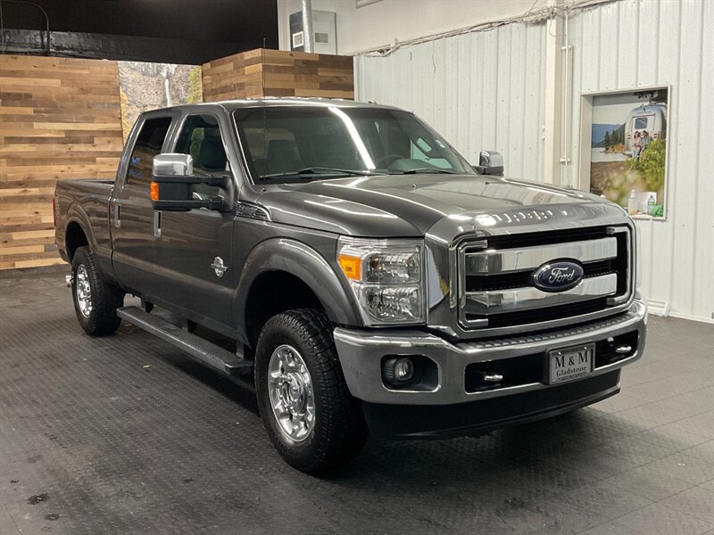 2016 Ford F-250 XLT Super Duty Crew Cab 4X4 / 6.7L DIESEL / LOCAL  Backup Camera / LOCAL TRUCK / RUST FREE / CLEAN CLEAN !! - Photo 2 - Gladstone, OR 97027