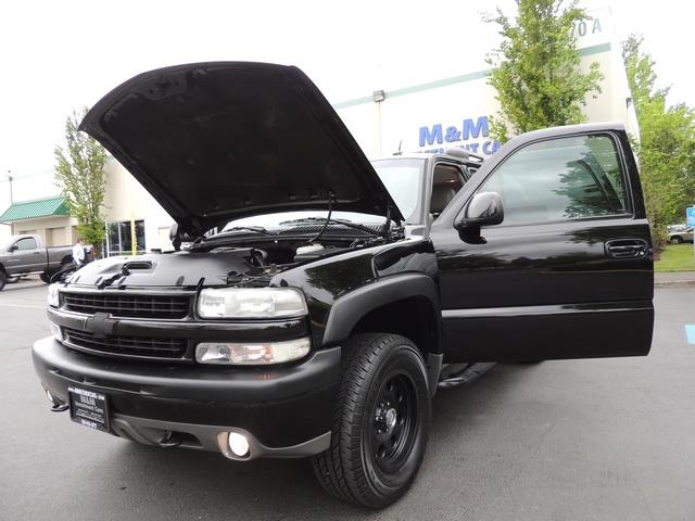 2005 Chevrolet Tahoe Z71 / 4X4 / Sunroof / Captain Chairs / Loaded   - Photo 25 - Portland, OR 97217