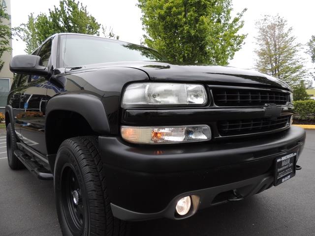 2005 Chevrolet Tahoe Z71 / 4X4 / Sunroof / Captain Chairs / Loaded   - Photo 10 - Portland, OR 97217