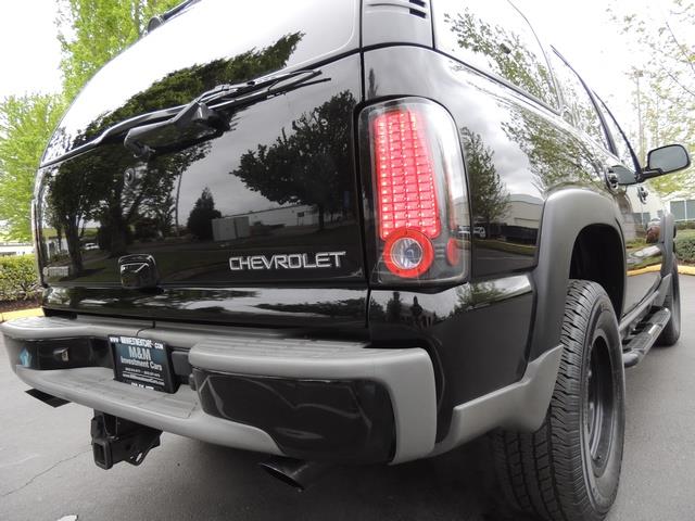 2005 Chevrolet Tahoe Z71 / 4X4 / Sunroof / Captain Chairs / Loaded   - Photo 12 - Portland, OR 97217