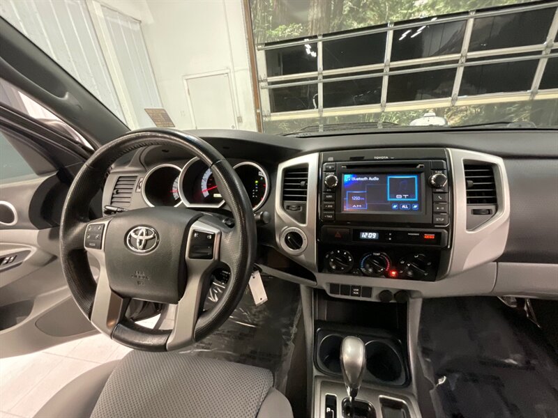 2013 Toyota Tacoma V6 TRD SPORT 4X4 / LONG BED / 1-OWNER/ 82K MILES  /RUST FREE / Backup Camera / SHARP & CLEAN !! - Photo 18 - Gladstone, OR 97027