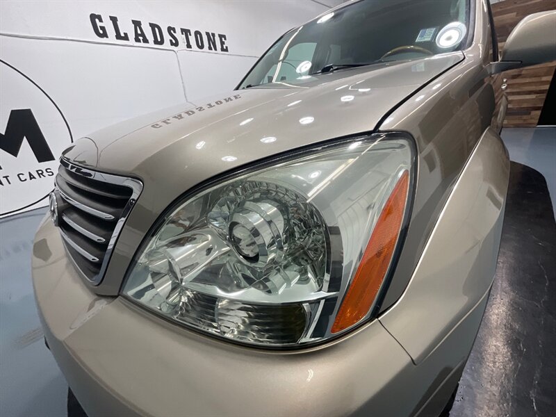 2005 Lexus GX 470  / Navigation & Camera / RUST FREE - Photo 26 - Gladstone, OR 97027