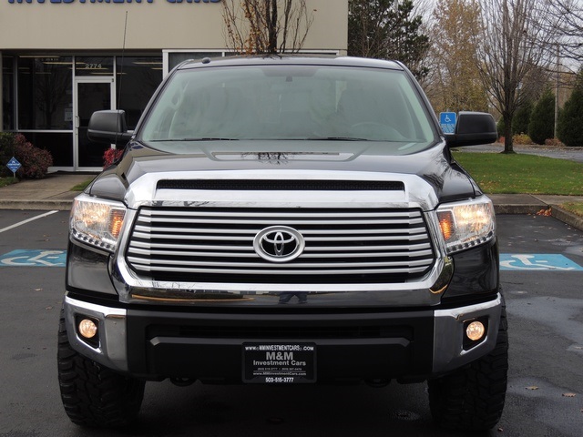 2014 Toyota Tundra SR5 / CREWMAX / 4X4 / 5.7L / LIFTED LIFTED