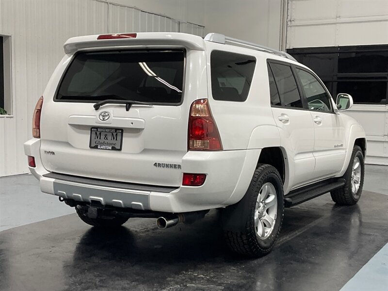 2004 Toyota 4Runner Sport Edition 4X4 / 4.7L V8 / 1-OWNER LOCAL  / FRESH TIMING BELT SERVICE DONE - Photo 7 - Gladstone, OR 97027