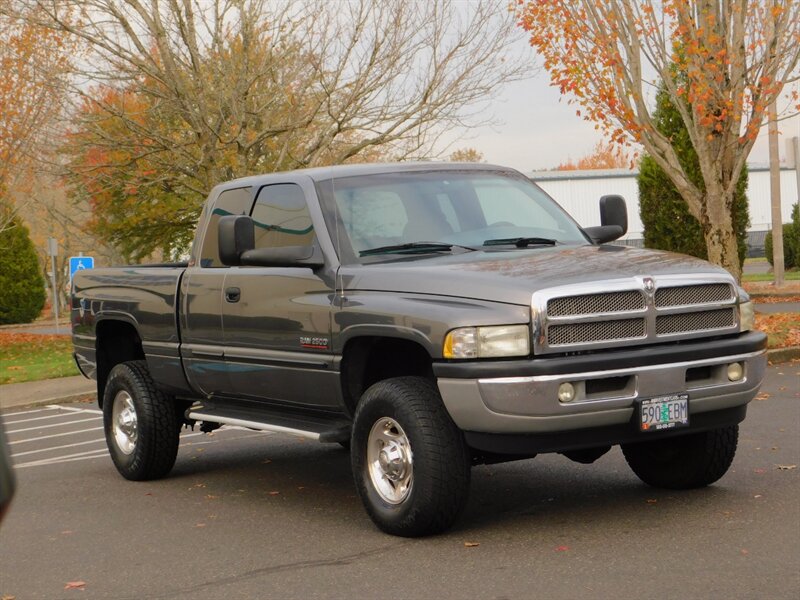 2002 Dodge Ram 2500 SLT Plus 4dr 4X4/ 5.9L CUMMINS DIESEL /143,000 MIL   - Photo 2 - Portland, OR 97217