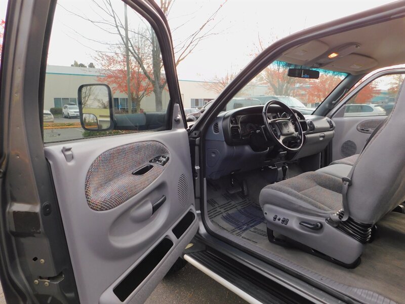 2002 Dodge Ram 2500 SLT Plus 4dr 4X4/ 5.9L CUMMINS DIESEL /143,000 MIL   - Photo 13 - Portland, OR 97217