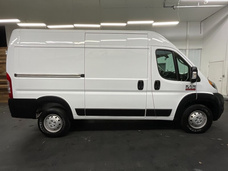 2020 RAM ProMaster 1500 CARGO VAN / HIGH ROOF 136WB / Backup Cam  1-OWNER VAN /  CLEAN  VAN - Photo 4 - Gladstone, OR 97027