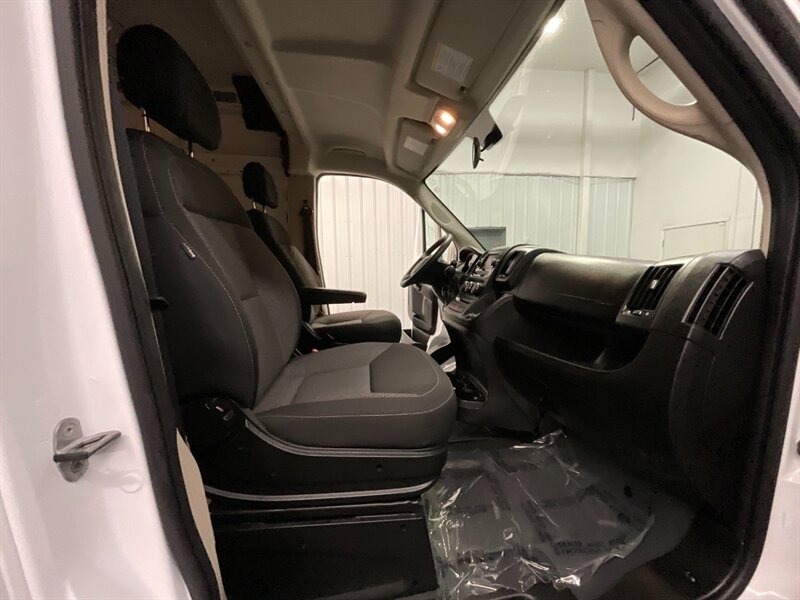 2020 RAM ProMaster 1500 CARGO VAN / HIGH ROOF 136WB / Backup Cam  1-OWNER VAN /  CLEAN  VAN - Photo 17 - Gladstone, OR 97027