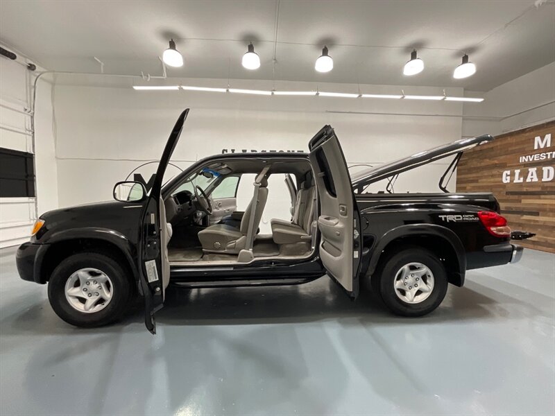 2003 Toyota Tundra SR5 4Dr 4X4 / 4.7L V8 / TRD OFF RD / 42,000 MILES  / ZERO RUST - Photo 5 - Gladstone, OR 97027