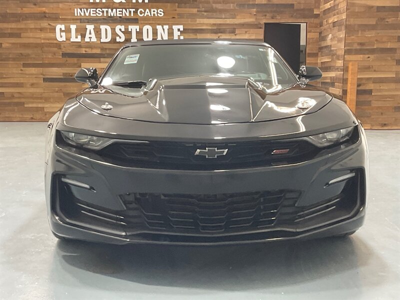 2023 Chevrolet Camaro SS Convertible / V8 6.2L / 1-OWNER / 14,000 MILES / Heated & Ventilated Leather Seats - Photo 5 - Gladstone, OR 97027