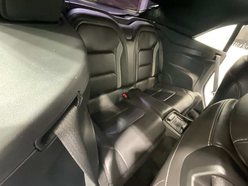 2023 Chevrolet Camaro SS Convertible / V8 6.2L / 1-OWNER / 14,000 MILES / Heated & Ventilated Leather Seats - Photo 13 - Gladstone, OR 97027