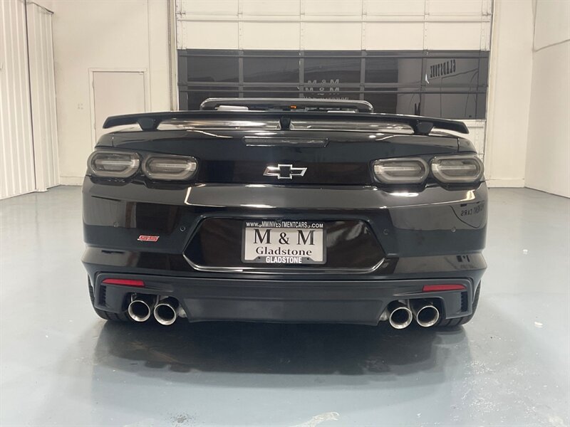 2023 Chevrolet Camaro SS Convertible / V8 6.2L / 1-OWNER / 14,000 MILES / Heated & Ventilated Leather Seats - Photo 49 - Gladstone, OR 97027