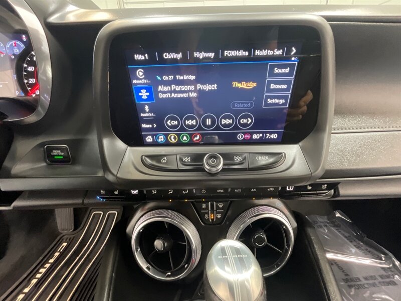2023 Chevrolet Camaro SS Convertible / V8 6.2L / 1-OWNER / 14,000 MILES / Heated & Ventilated Leather Seats - Photo 16 - Gladstone, OR 97027