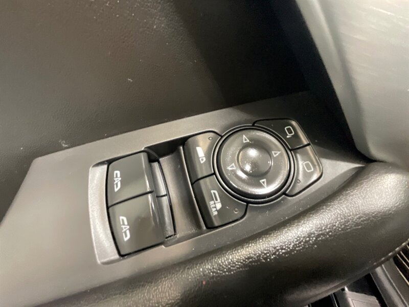 2023 Chevrolet Camaro SS Convertible / V8 6.2L / 1-OWNER / 14,000 MILES / Heated & Ventilated Leather Seats - Photo 43 - Gladstone, OR 97027