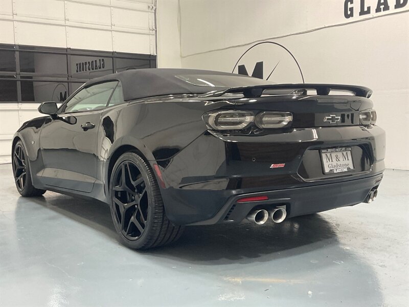 2023 Chevrolet Camaro SS Convertible / V8 6.2L / 1-OWNER / 14,000 MILES / Heated & Ventilated Leather Seats - Photo 8 - Gladstone, OR 97027